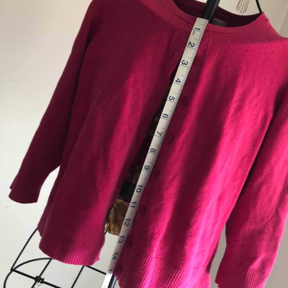 ๐โผ๏ธ๐ค๐ฝ4/$30 deal! Pink Button-up Cardigan - Picture 3 of 5